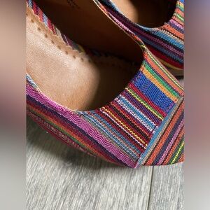 NEW tribal print slingback heels, never worn